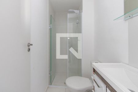 Banheiro de apartamento para alugar com 2 quartos, 30m² em Jardim Aeroporto, São Paulo