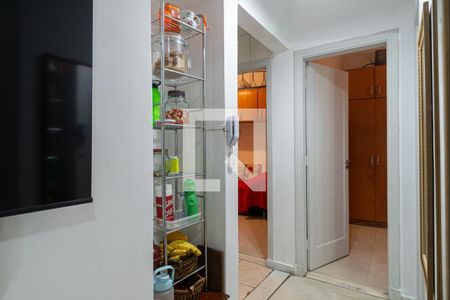 Corredor de apartamento à venda com 2 quartos, 76m² em Bela Vista, São Paulo