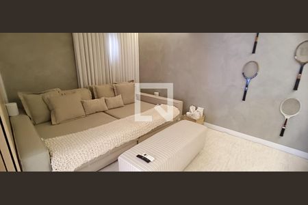 Sala de TV de apartamento à venda com 3 quartos, 247m² em Real Parque, São Paulo