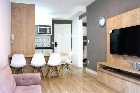 Sala de estar de apartamento à venda com 1 quarto, 38m² em Vila Castelo, São Paulo