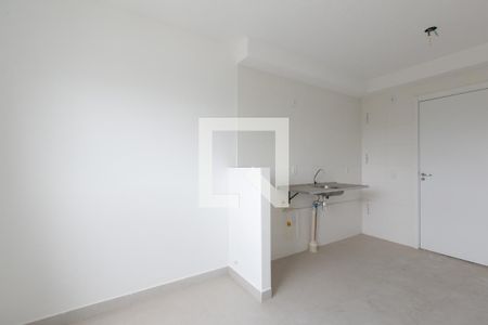 Sala - Cozinha de apartamento para alugar com 2 quartos, 32m² em Colônia (zona Leste), São Paulo