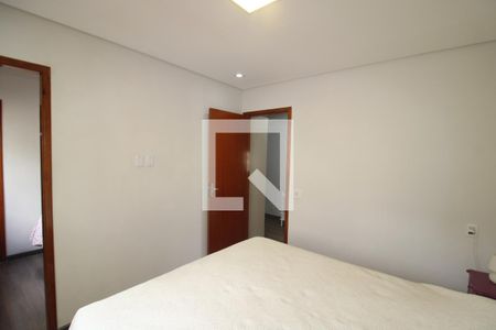 Quarto 1 de casa para alugar com 2 quartos, 300m² em Sítio do Mandaqui, São Paulo