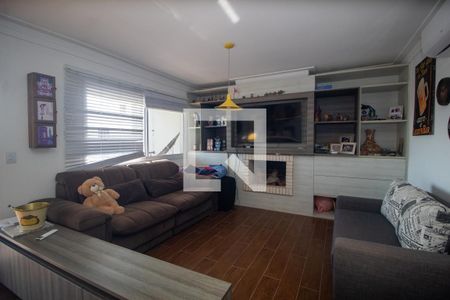Sala 2 de casa à venda com 3 quartos, 300m² em Guarujá, Porto Alegre