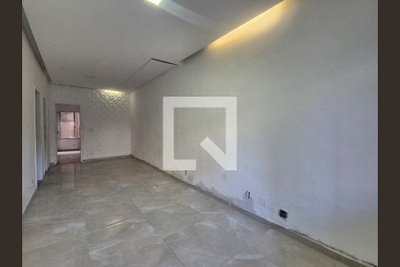 Sala de casa de condomínio à venda com 2 quartos, 105m² em Vargem Pequena, Rio de Janeiro