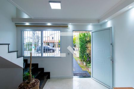 Sala de casa de condomínio para alugar com 3 quartos, 121m² em Jardim Isis, Cotia