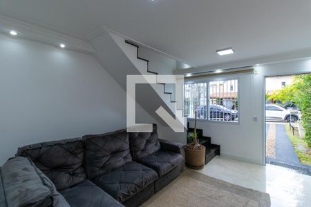 Sala de casa de condomínio para alugar com 3 quartos, 121m² em Jardim Isis, Cotia