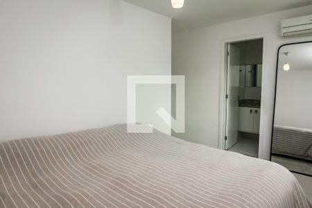 Suíte de apartamento à venda com 2 quartos, 88m² em Itaipu, Niterói