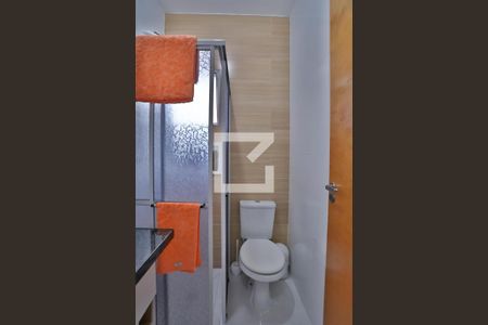 Banheiro de apartamento à venda com 1 quarto, 31m² em Vila Canero, São Paulo