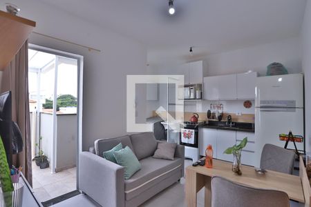 Sala/Cozinha de apartamento à venda com 1 quarto, 31m² em Vila Canero, São Paulo