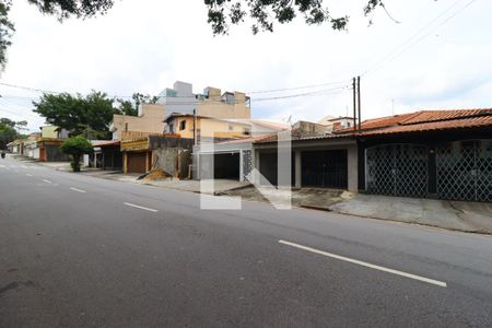 Fachada de casa para alugar com 3 quartos, 150m² em Jardim Monte Libano, Santo André