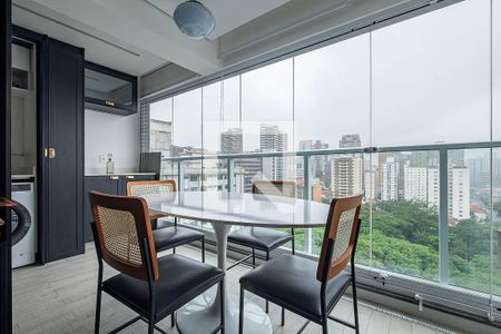 Sala/Cozinha de apartamento para alugar com 1 quarto, 66m² em Paraíso, São Paulo