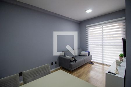 Sala de apartamento para alugar com 2 quartos, 57m² em Chácaras Reunidas São Jorge, Sorocaba