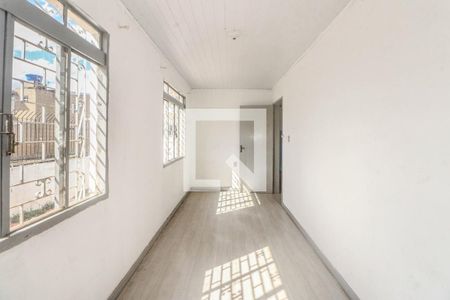 Quarto 1 de casa para alugar com 2 quartos, 110m² em Sarandi, Porto Alegre