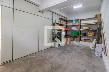 Garagem de casa à venda com 3 quartos, 272m² em Medianeira, Porto Alegre