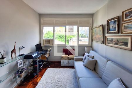 Quarto 1 de apartamento à venda com 3 quartos, 120m² em Ingá, Niterói