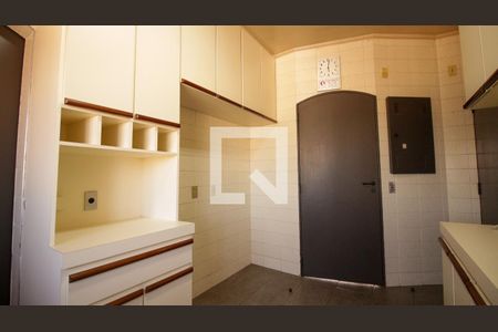 Cozinha de apartamento para alugar com 3 quartos, 140m² em Jardim Avelino, São Paulo