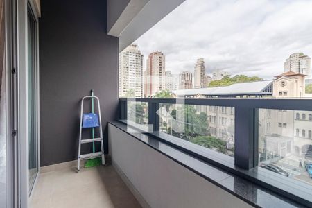 Varanda de kitnet/studio à venda com 1 quarto, 21m² em Jardim Paulista, São Paulo