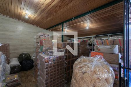 Anexo de casa à venda com 3 quartos, 400m² em Santa Cruz, Belo Horizonte