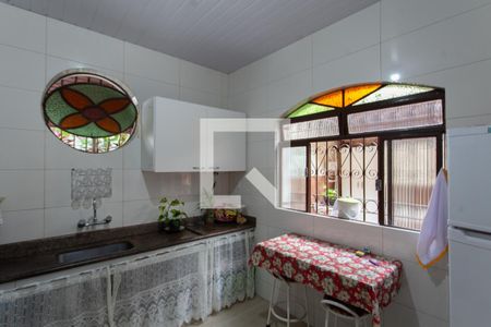 Cozinha de casa à venda com 3 quartos, 400m² em Santa Cruz, Belo Horizonte