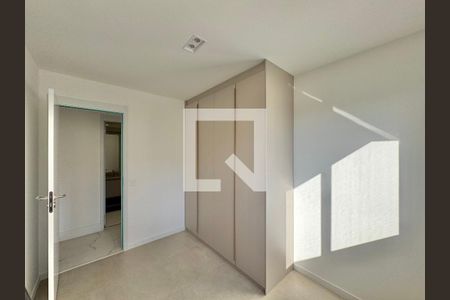 Quarto de apartamento à venda com 2 quartos, 79m² em Barra da Tijuca, Rio de Janeiro