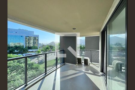 Varanda de apartamento para alugar com 2 quartos, 79m² em Barra da Tijuca, Rio de Janeiro