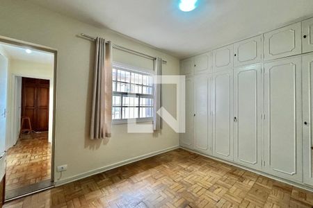 Quarto 1 de casa à venda com 5 quartos, 260m² em Vila Alexandria, São Paulo