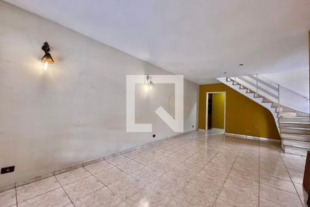 Sala de casa à venda com 5 quartos, 260m² em Vila Alexandria, São Paulo