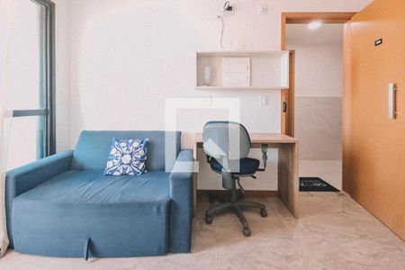 Sala de kitnet/studio para alugar com 1 quarto, 32m² em Boca do Rio, Salvador