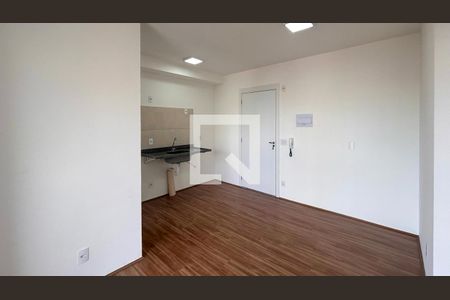 Sala/Cozinha de apartamento à venda com 2 quartos, 40m² em Jardim Santo Antoninho, São Paulo