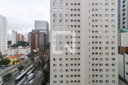  Vista de apartamento para alugar com 1 quarto, 43m² em Santo Amaro, São Paulo
