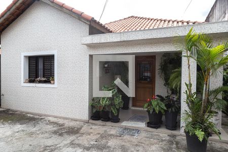 Fachada de casa à venda com 4 quartos, 380m² em Vila Sirena, Guarulhos