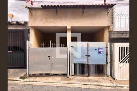 Fachada de casa à venda com 2 quartos, 150m² em Vila Olinda, São Paulo