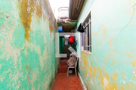 Corredor Externo de casa à venda com 2 quartos, 150m² em Vila Olinda, São Paulo