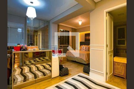 Foto 14 de apartamento à venda com 3 quartos, 238m² em Vila Suzana, São Paulo