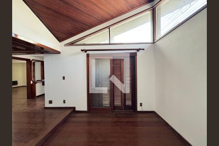 Sala de casa para alugar com 4 quartos, 320m² em Centro, São Leopoldo