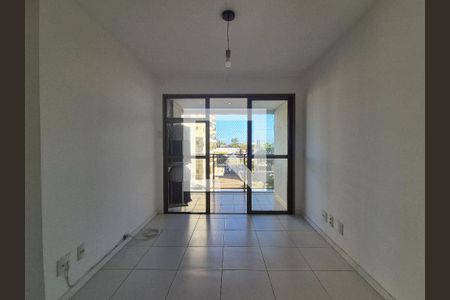 Sala de apartamento à venda com 2 quartos, 62m² em Recreio dos Bandeirantes, Rio de Janeiro