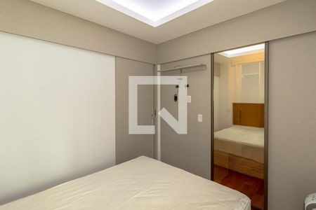 Suíte de apartamento para alugar com 2 quartos, 76m² em Itaim Bibi, São Paulo