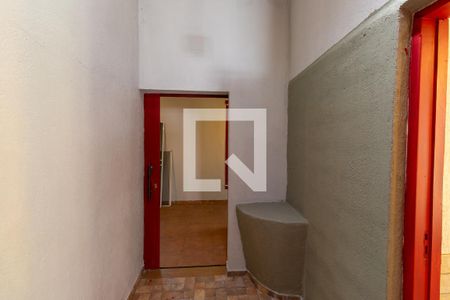 Edícula de casa de condomínio para alugar com 2 quartos, 550m² em Paisagem Renoir, Cotia