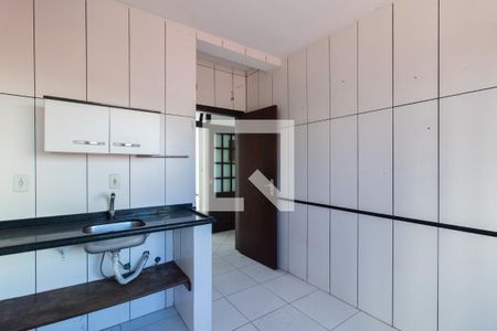 Cozinha de casa à venda com 5 quartos, 280m² em Cristal, Porto Alegre