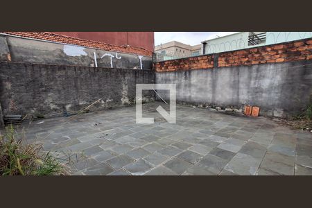 Quintal  de casa à venda com 2 quartos, 140m² em Nova Gerti, São Caetano do Sul