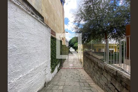 Garagem de casa à venda com 3 quartos, 660m² em Pilares, Rio de Janeiro