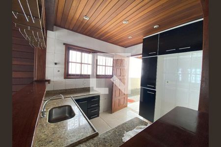 Cozinha de casa à venda com 3 quartos, 660m² em Pilares, Rio de Janeiro