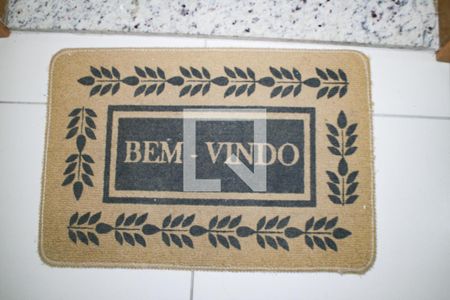 Detalhe de apartamento para alugar com 2 quartos, 48m² em Nova Mirim, Praia Grande