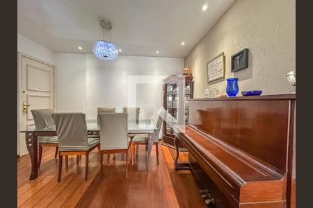 Sala de apartamento à venda com 2 quartos, 79m² em Jardim Botânico, Rio de Janeiro