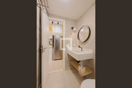 Banheiro de kitnet/studio para alugar com 1 quarto, 27m² em Jardim Paulista, São Paulo