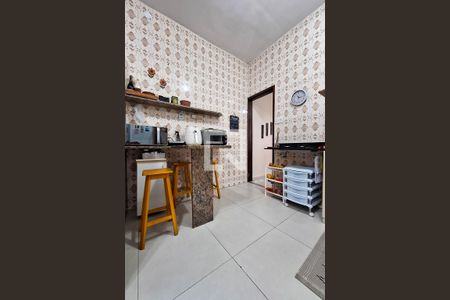 Cozinha de apartamento à venda com 2 quartos, 55m² em Icaraí, Niterói