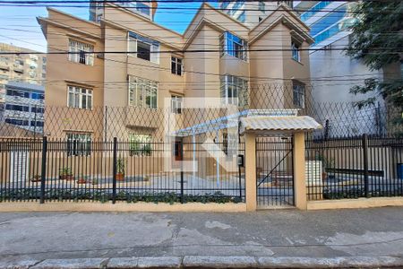 Fachada de apartamento à venda com 2 quartos, 55m² em Icaraí, Niterói
