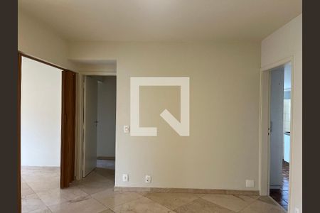 Sala de apartamento à venda com 2 quartos, 77m² em Perdizes, São Paulo