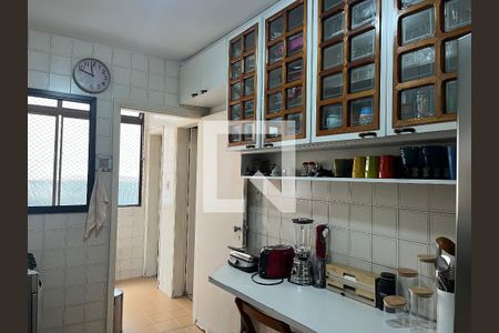 Cozinha de apartamento para alugar com 2 quartos, 90m² em Vila Anglo Brasileira, São Paulo