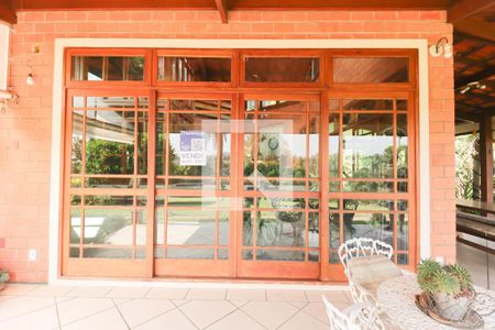 Fachada de casa de condomínio à venda com 3 quartos, 771m² em Ivoturucaia, Jundiaí